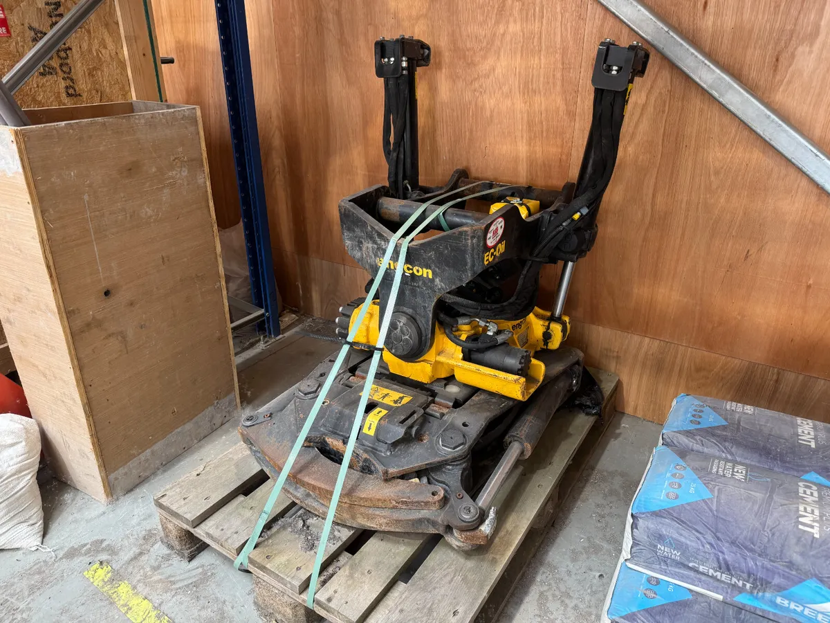 UNRESERVED 2022 ENGCON TILT-ROTATOR FOR AUCTION - Image 1