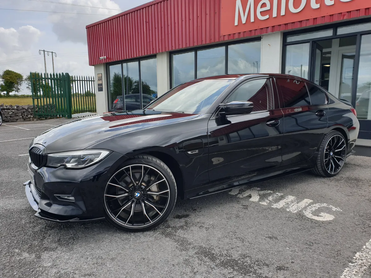 BMW 330E**M PERFORMANCE KIT & UPGRADED ALLOYS** - Image 2