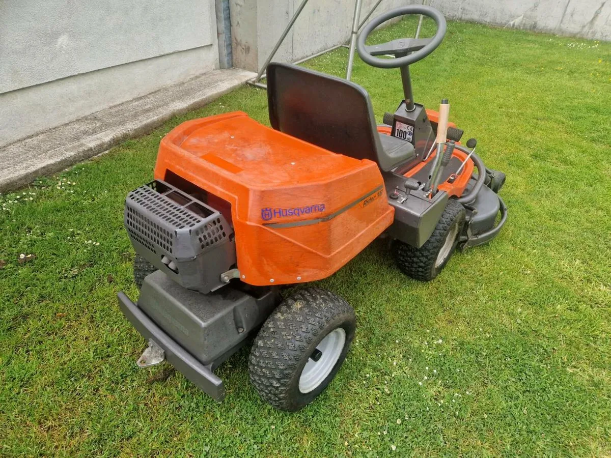 Husquvana front deck lawnmower for sale - Image 4