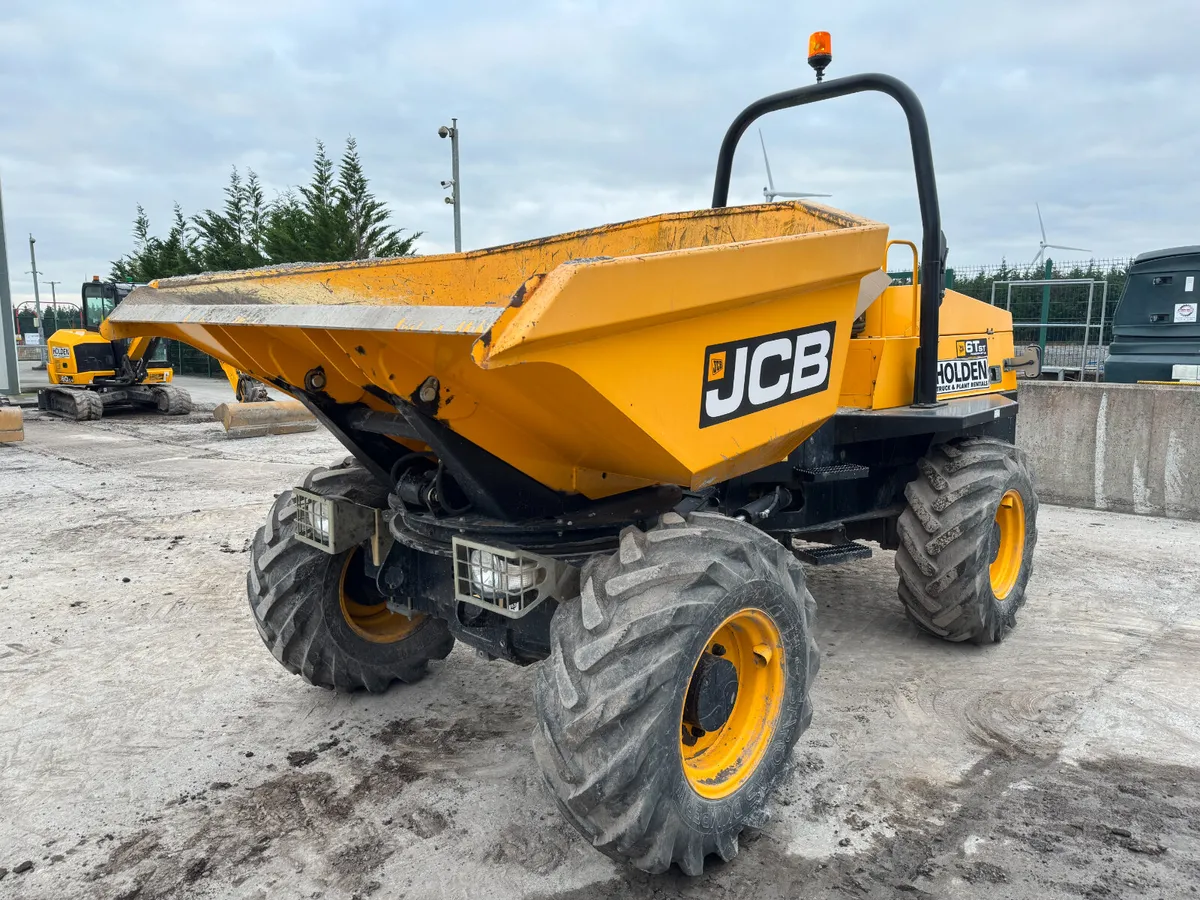 UNRESERVED 2016 JCB 6T SWIVEL DUMPER FOR AUCTION - Image 1