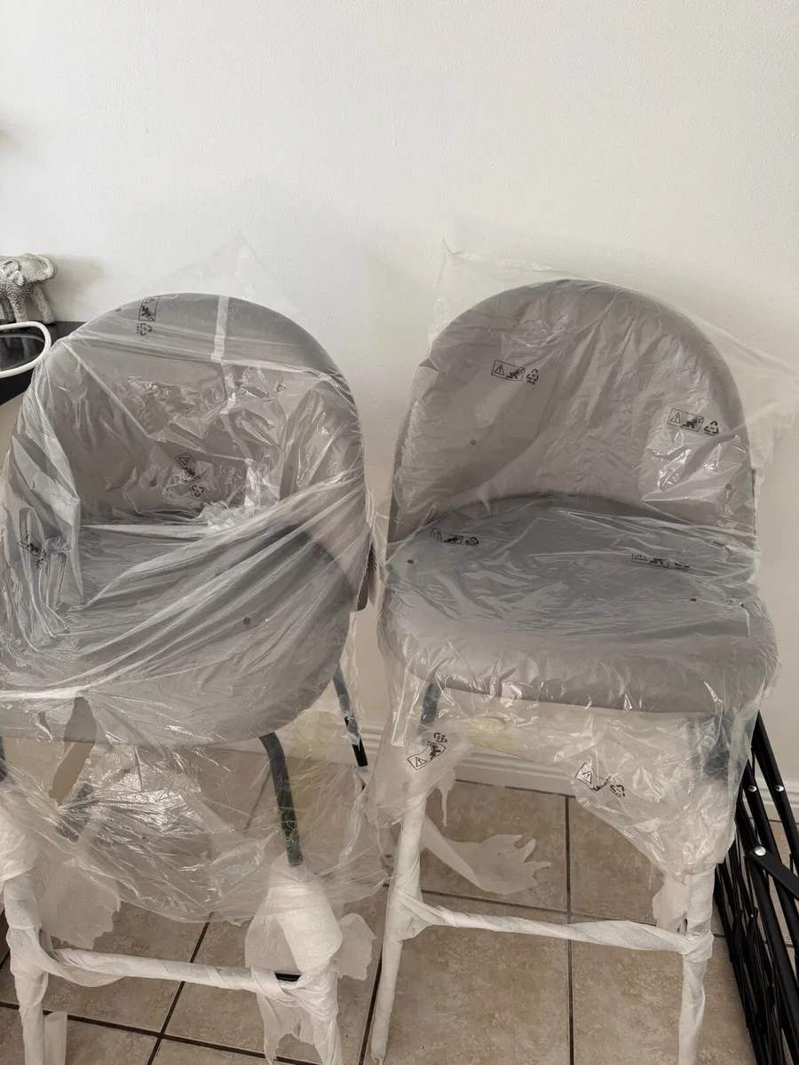 2 x bar stools - Image 2