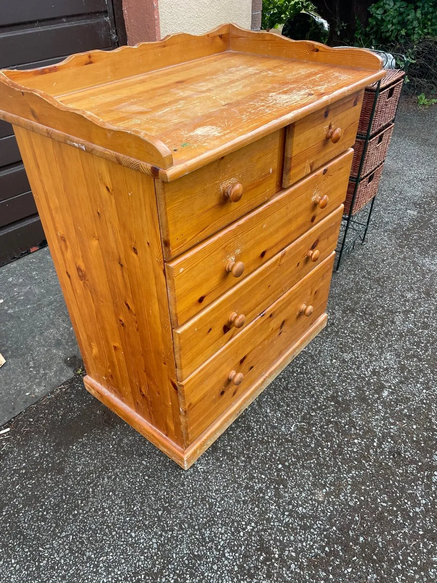 Heavy solid wooden chest of drawers pine - Image 3