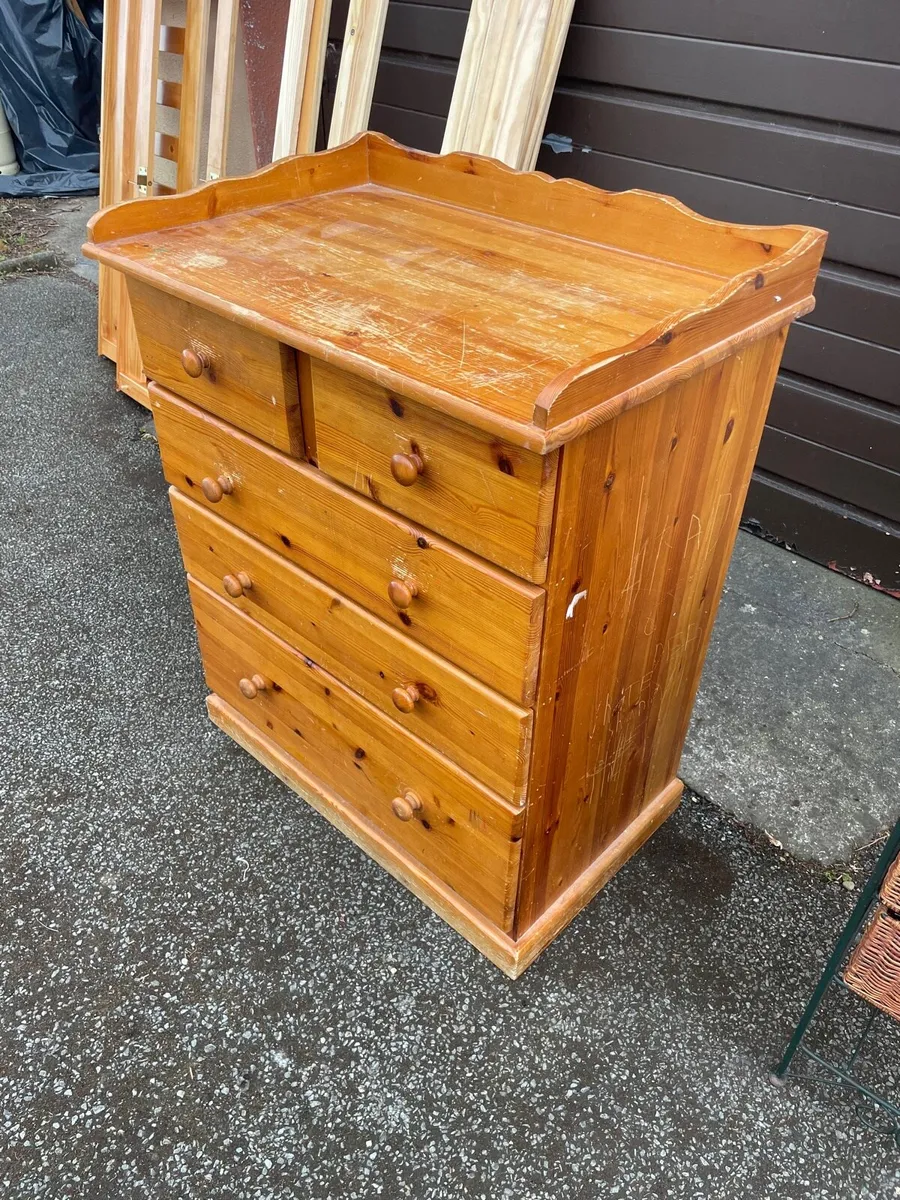 Heavy solid wooden chest of drawers pine - Image 4