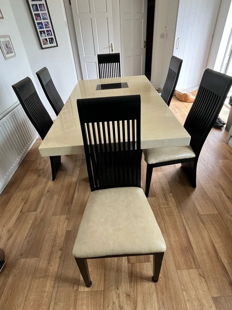 Marble dining table & 6 chairs - Image 3