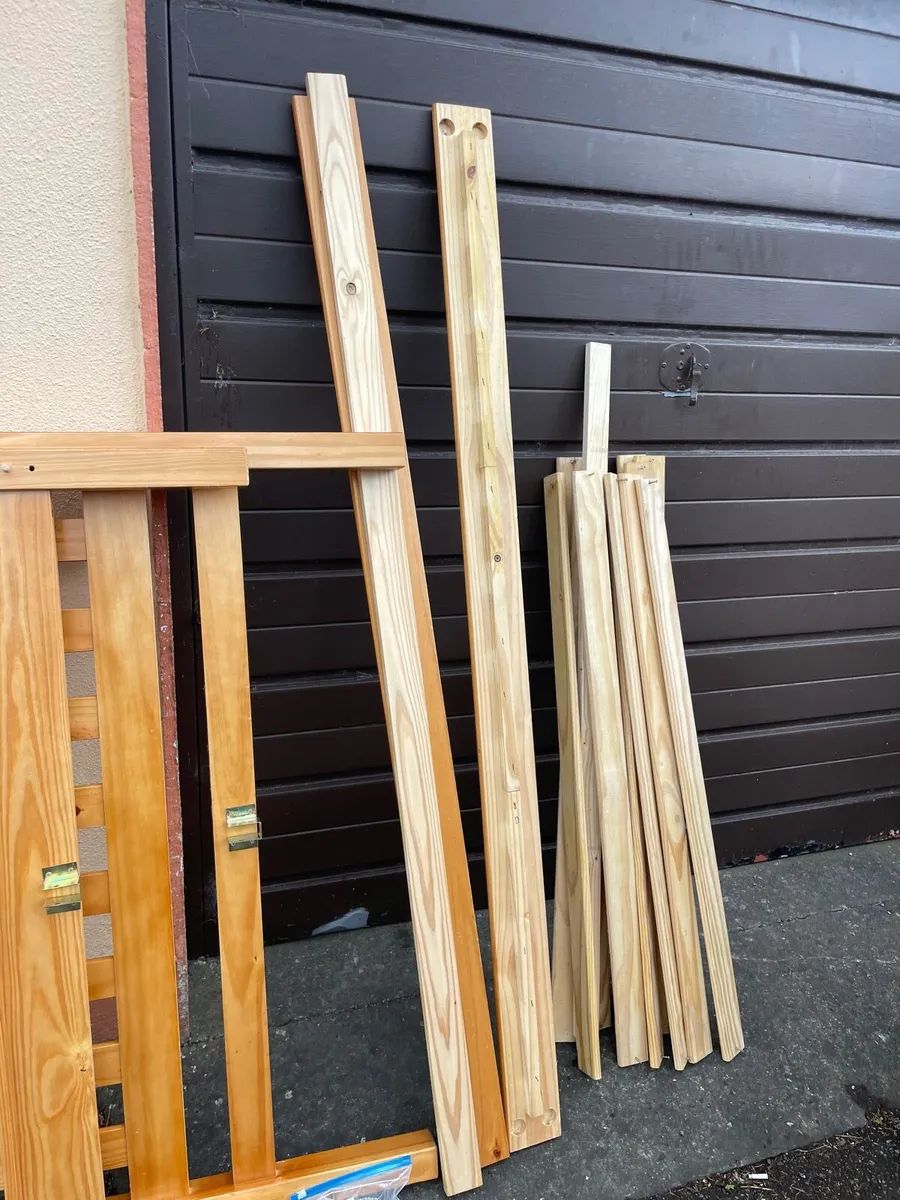 Small double 4 ft bed frame - Image 4