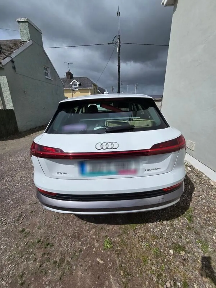 2020 Audi E-tron - Image 4