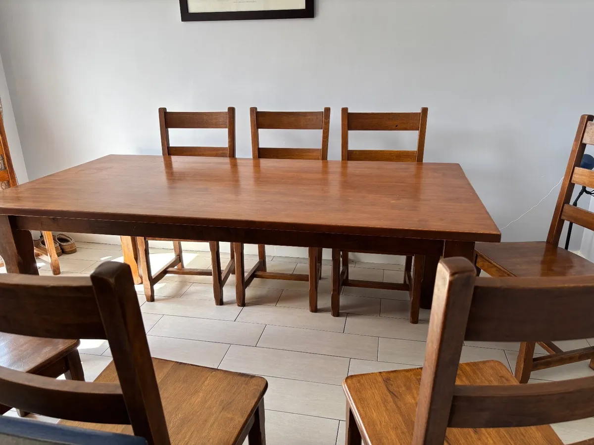 Dining table and chairs - Image 3