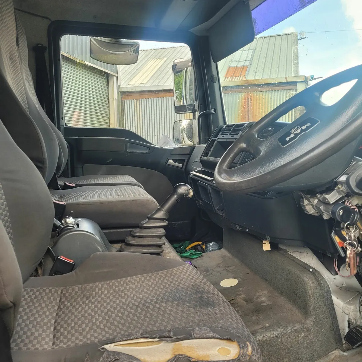 Recovery truck  mann - Image 2