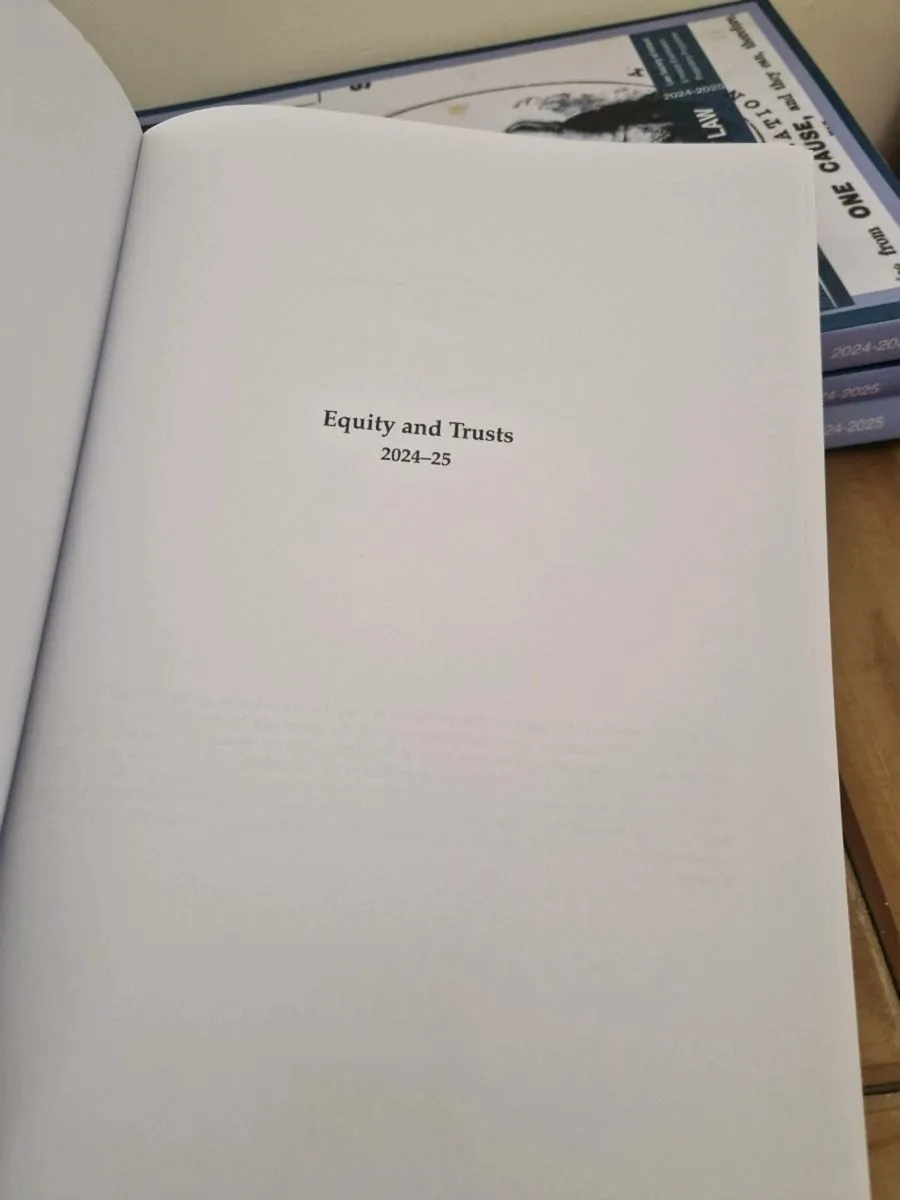 F1 books Equity, Torts,Contract Law,Torts and EU - Image 2