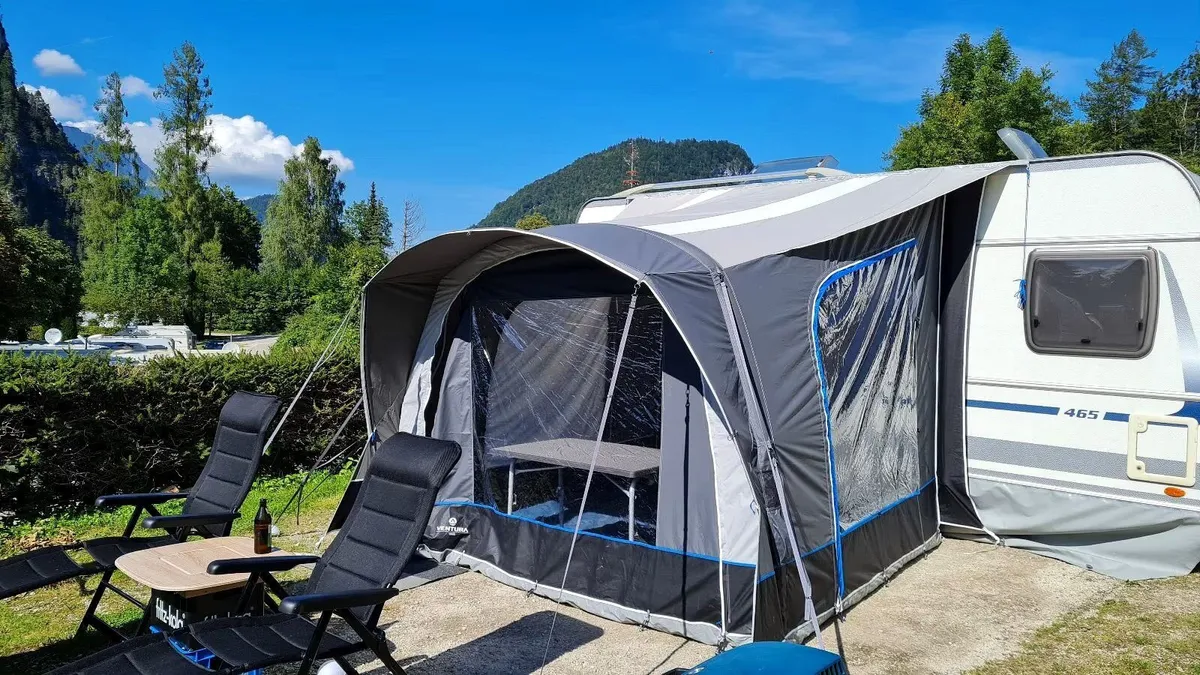 Ventura Vivo Air Awning 300x260cm With Pump - Image 1