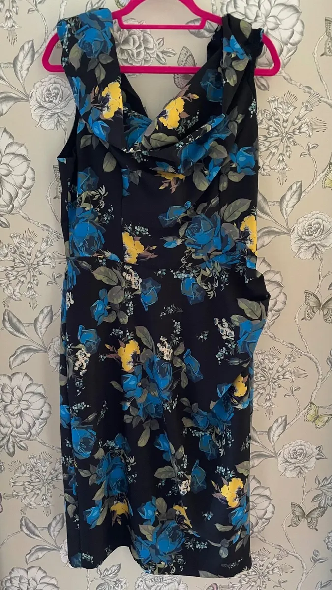 Women’s dress 16 - Image 1