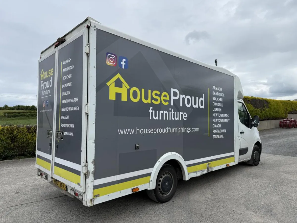 2017 Vauxhall Movano F3500 **Online Auction** - Image 4