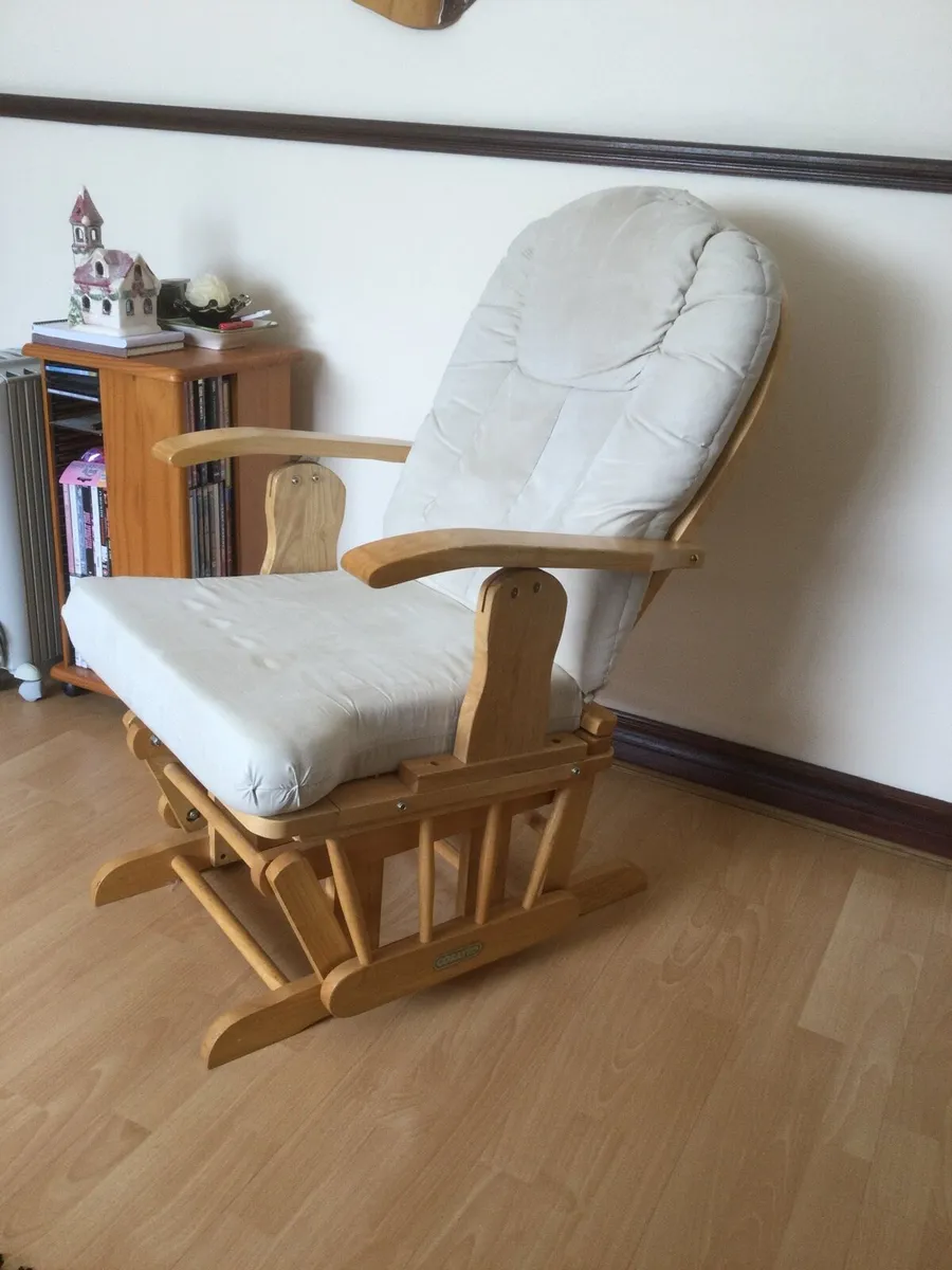 Cosatto Reclining Chair in Excellent Condition - Image 2