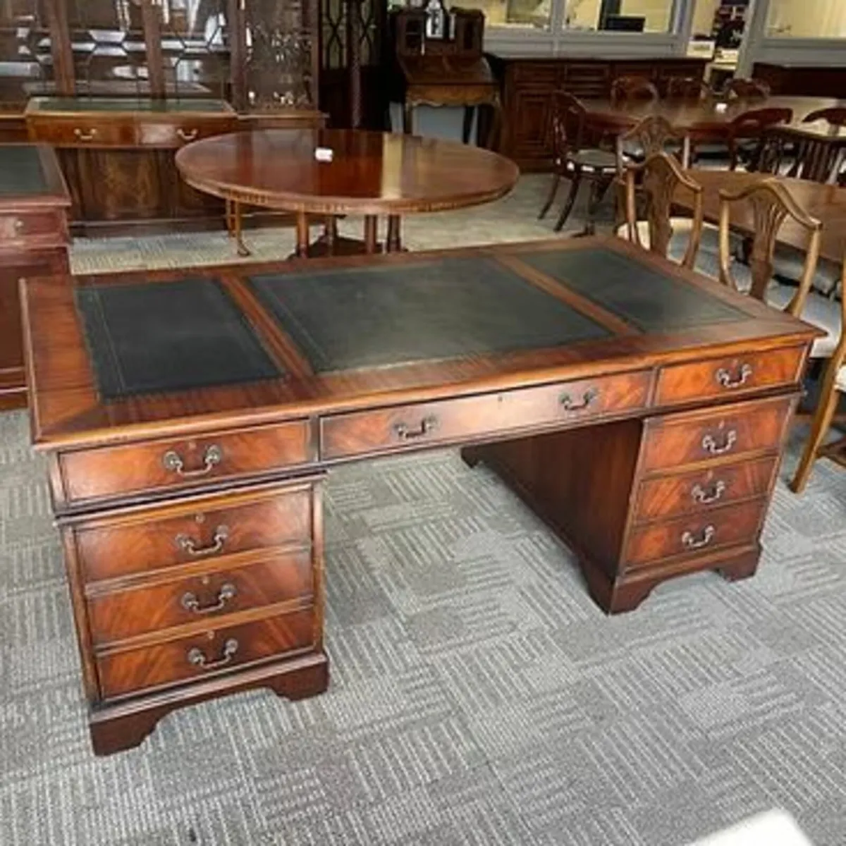Beautiful mahogany twin pedestal writing desk