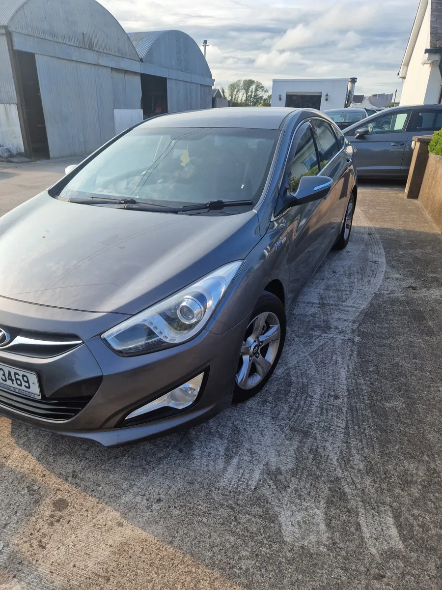 Hyundai i40 2012 - Image 2