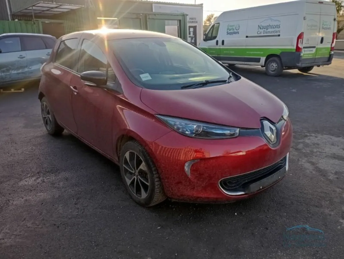 2018 RENAULT ZOE ELECTIC FULL FRONT AVAILABLE - Image 2