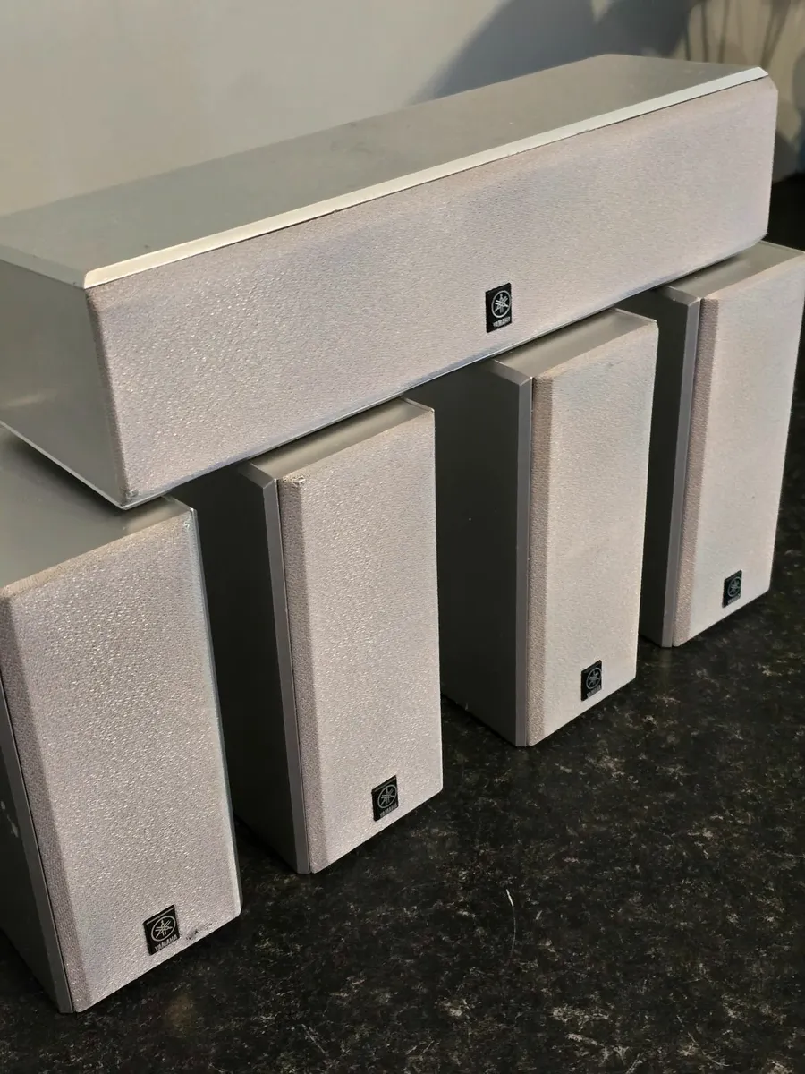 YAMAHA SPEAKERS  SET HOME CINEMA 5.1 DOLBY DIGITAL - Image 2