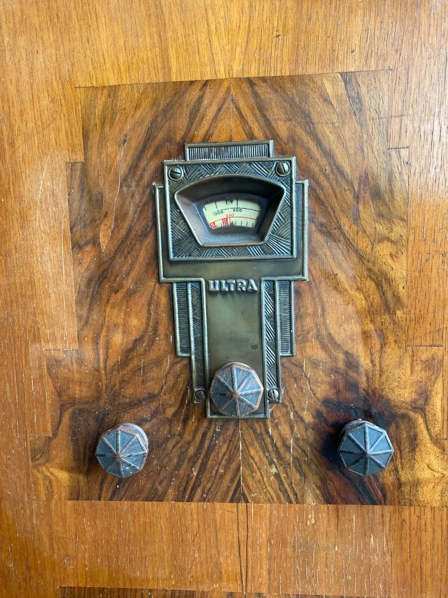 Ultra Tiger Antique Floor Radio - Image 4