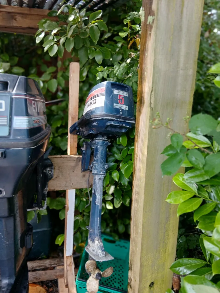 Outboard motors - Image 1