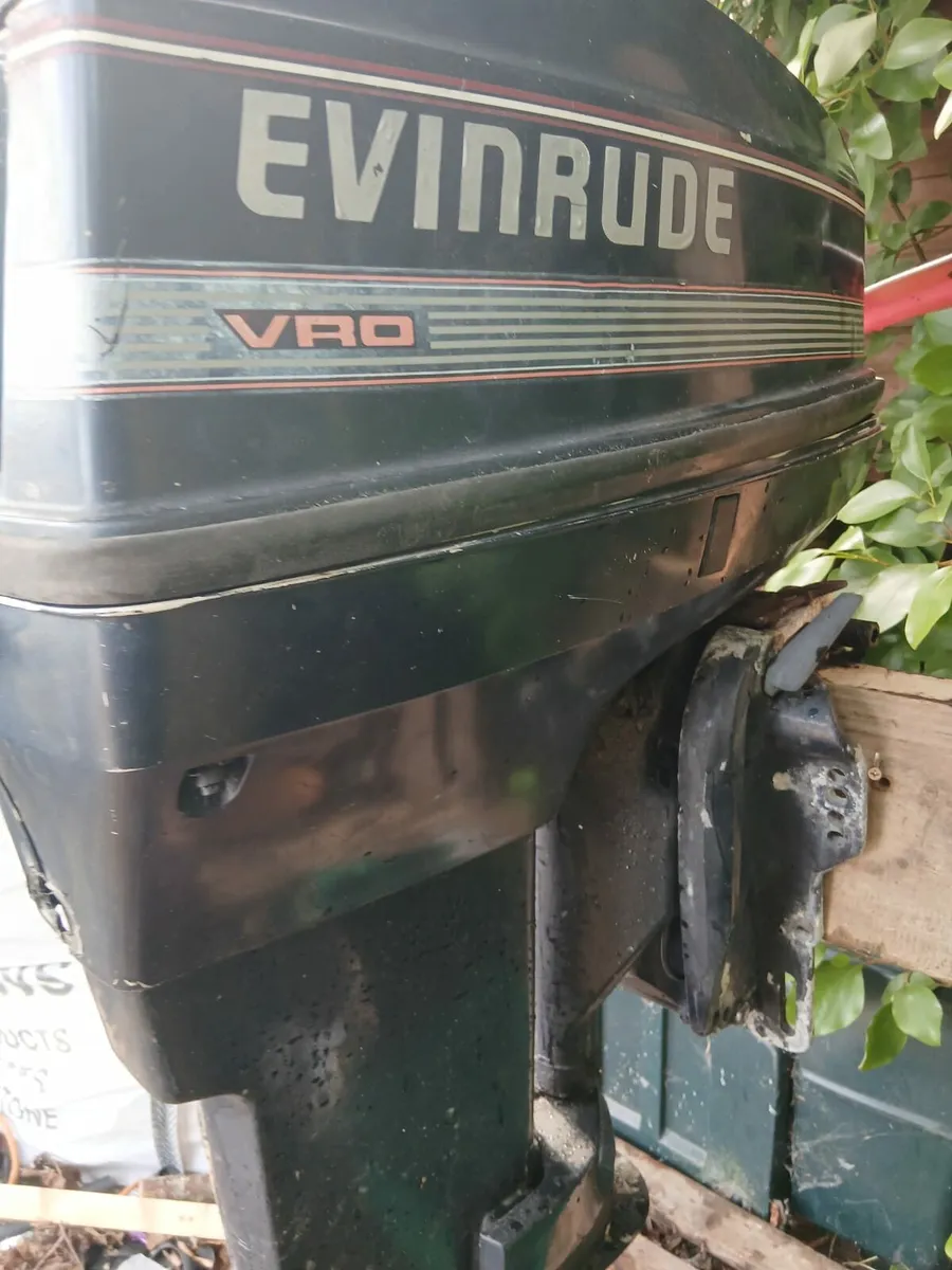 Outboard motor 40 hp - Image 4