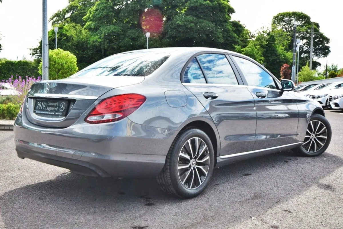 Mercedes-Benz C-Class C220d SE 194bhp Auto - Image 2