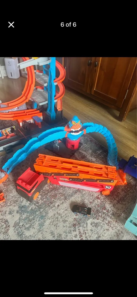 Toys - Image 2