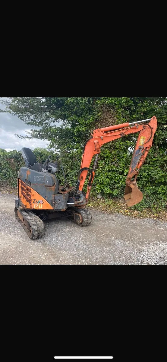 1.7 ton 2008 mini digger - Image 1