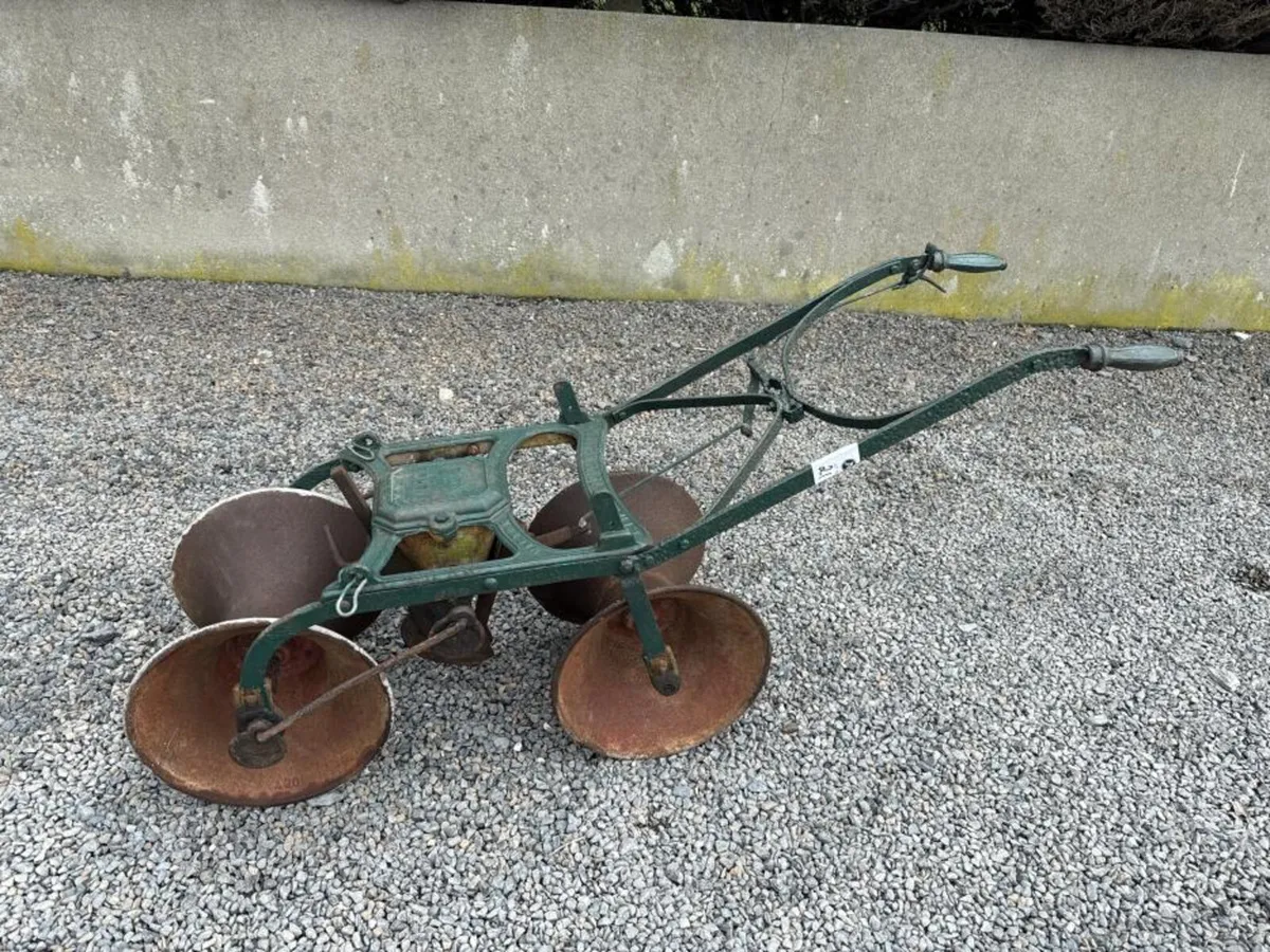 Vintage Horse-Drawn Implements **Online Auction** - Image 4