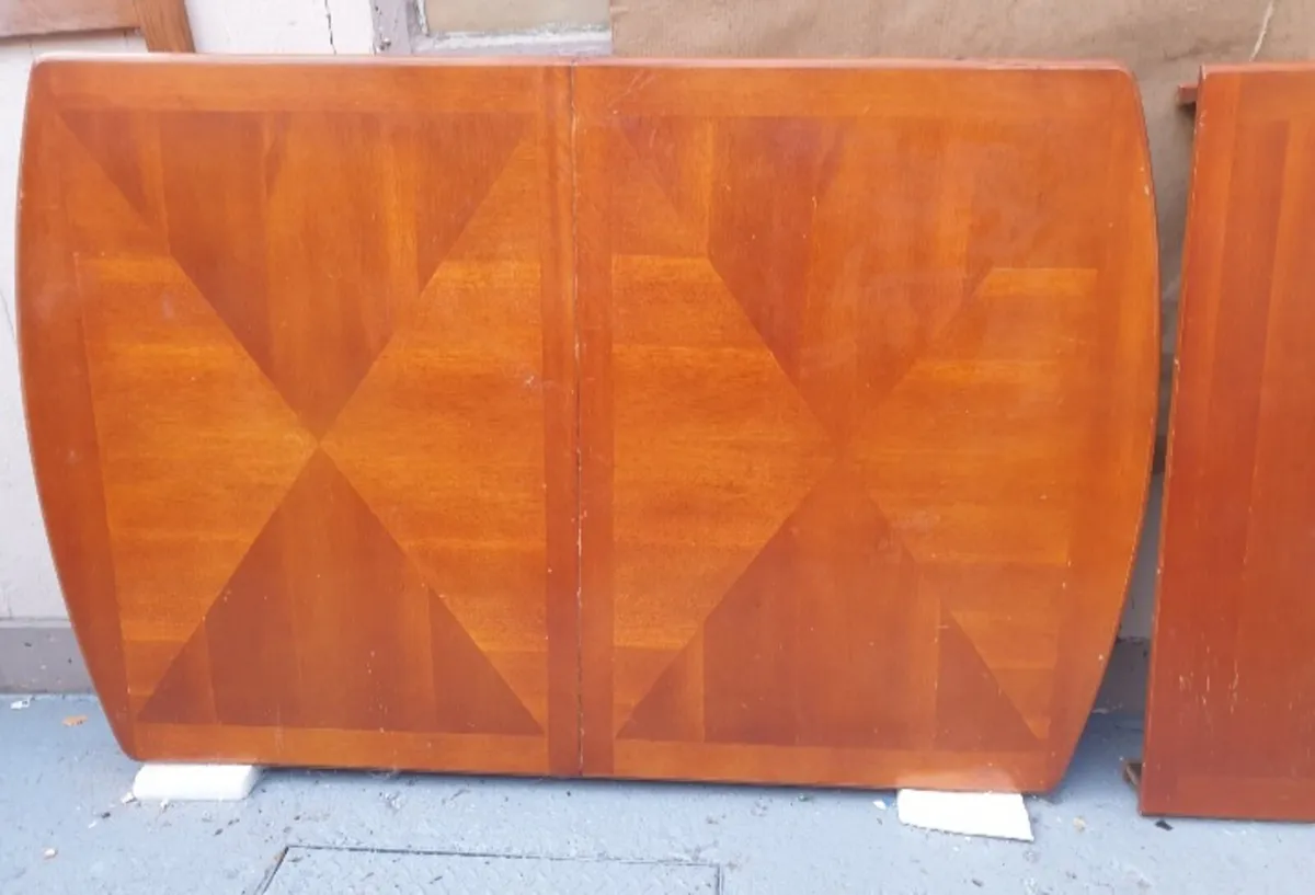 Cheap Table €30 - Image 1