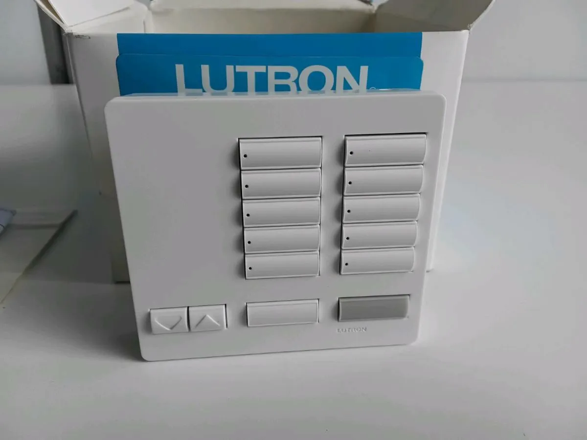 Lutron keypad HQK-T10RL-SW QS Wireless RF Desktop - Image 1