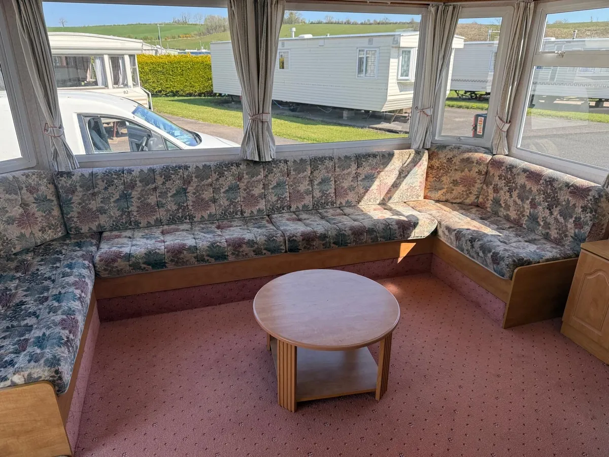 2 Bed Caravan - Image 3