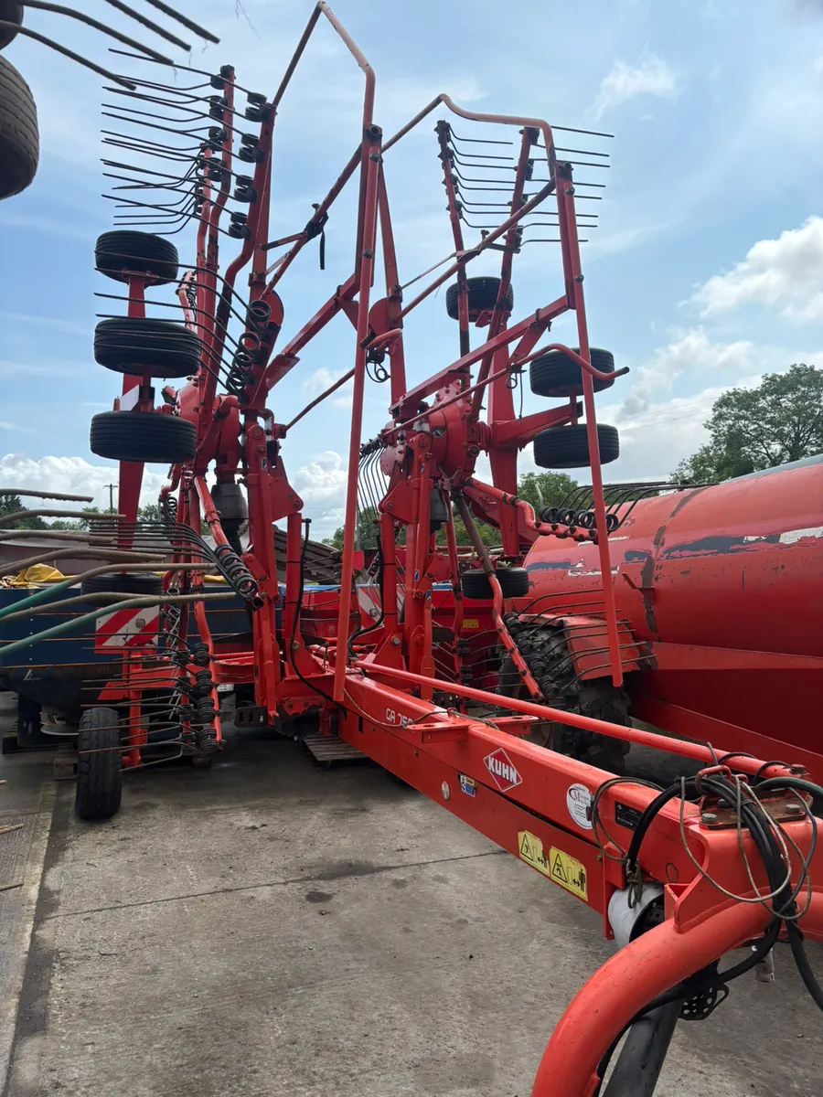 KUHN GA7501 RAKE - Image 2