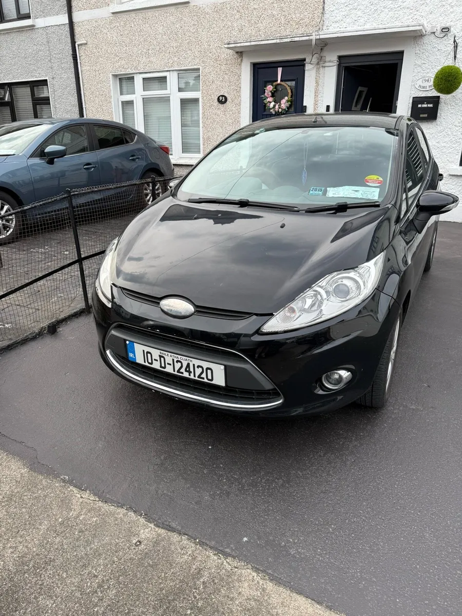 Ford fiesta 2010 - Image 1