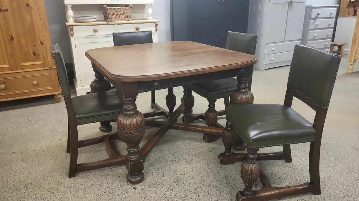 Jacobean revival oak extentable table with 4 chair - Image 1