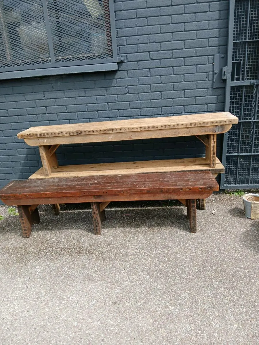 5 benches - Image 1