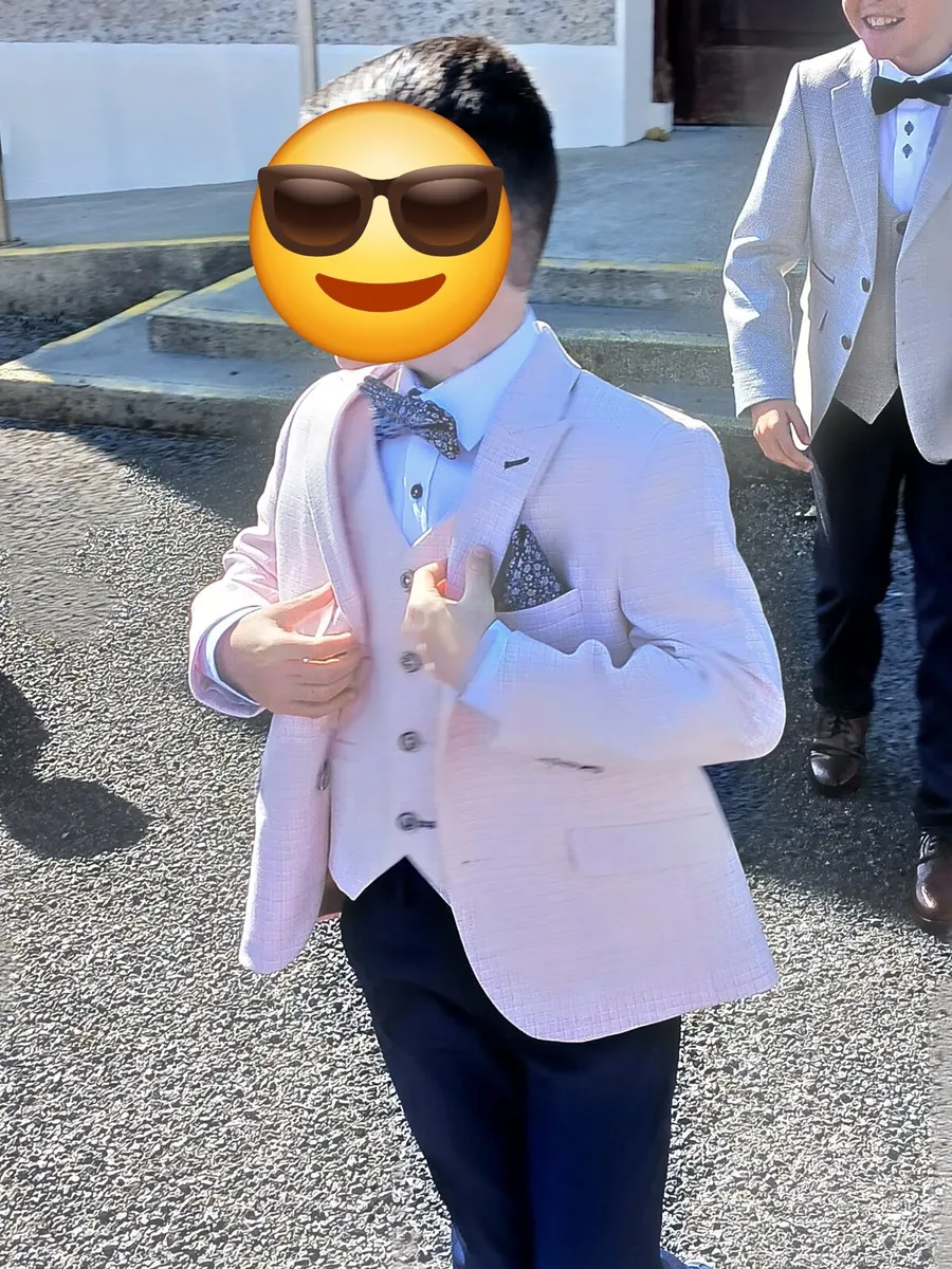 Holy Communion Full Gear - Image 3