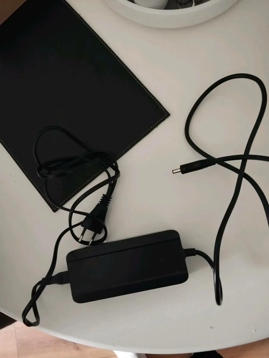Eliglide Electric bike charger - Image 1