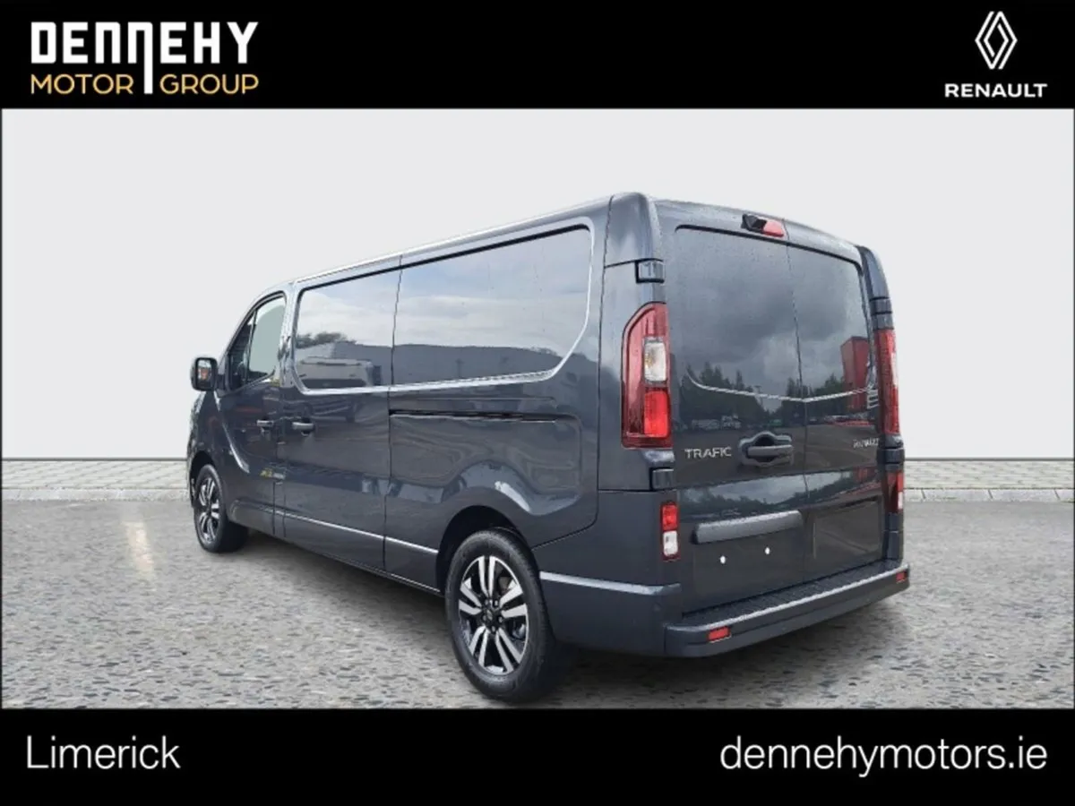 Renault Trafic Automatic 170 HP LWB Extra Sport - Image 3