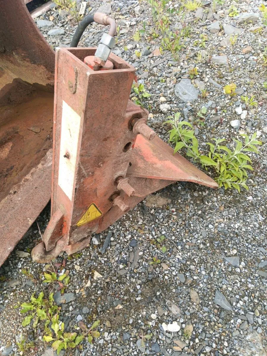 Manitou hitch - Image 1