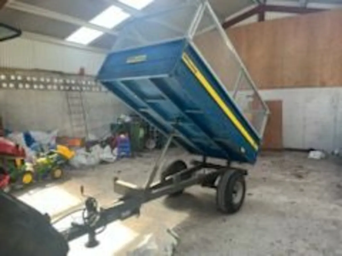 Trailer - Image 4