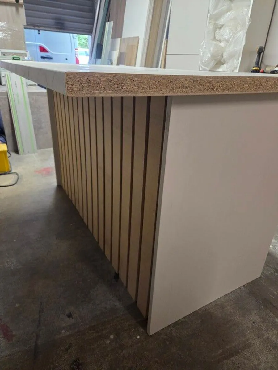 Kitchen Island (new) - Image 3