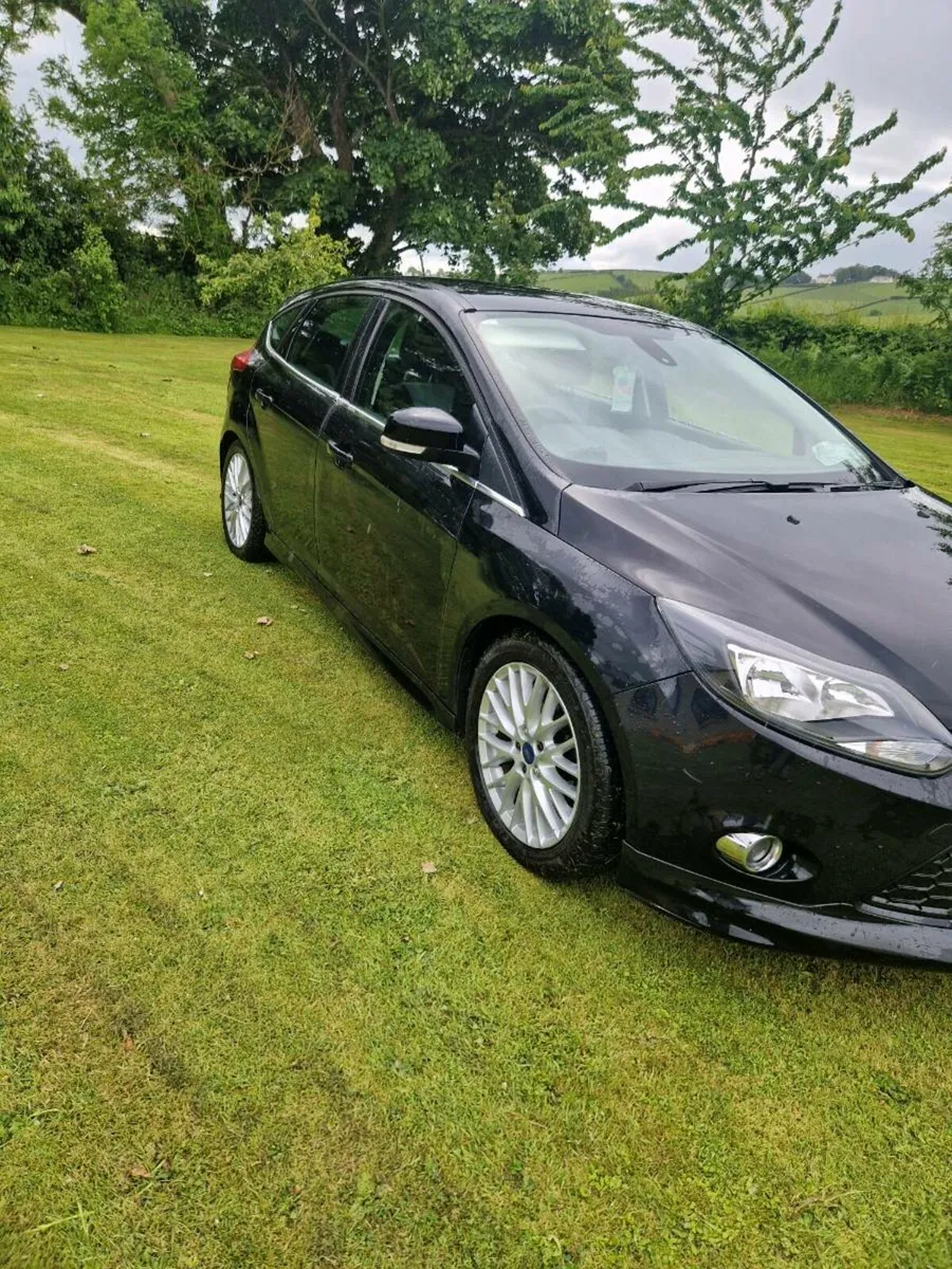 Ford Focus Zetec Sport - Image 2