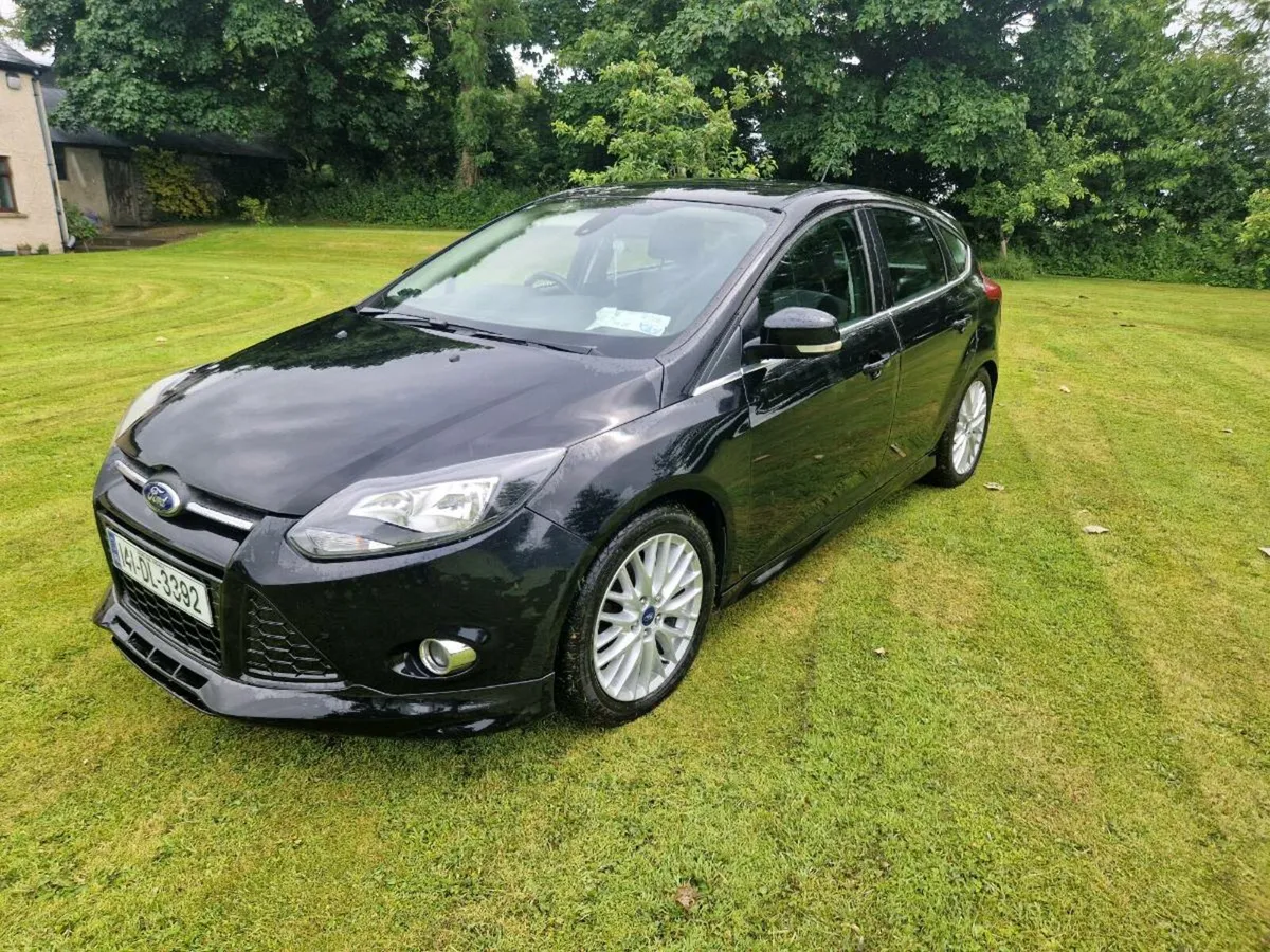 Ford Focus Zetec Sport - Image 4