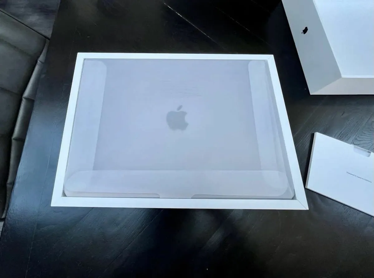 Apple MacBook Pro 16" 18,1 (2021) M1 Pro - Image 3