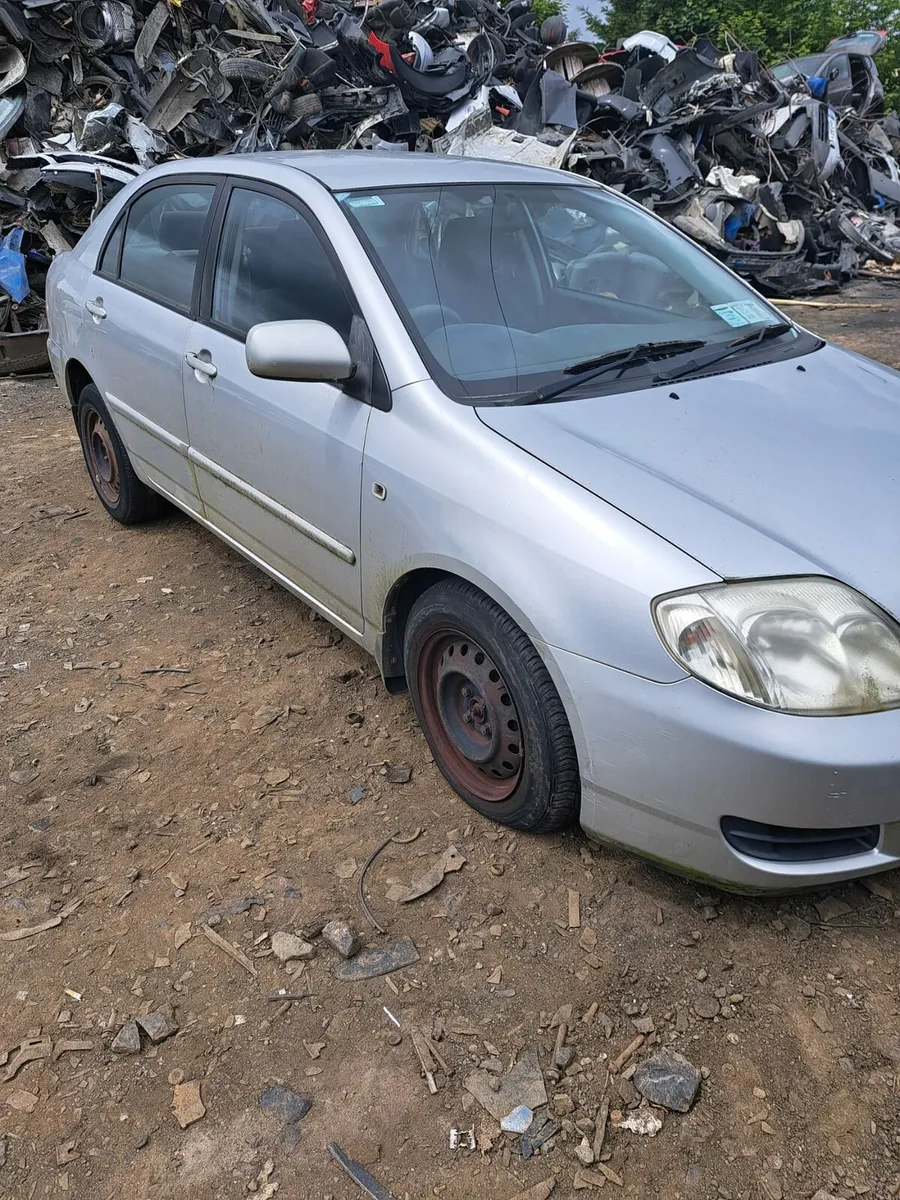 Toyota Corolla - Breaking only - Image 4