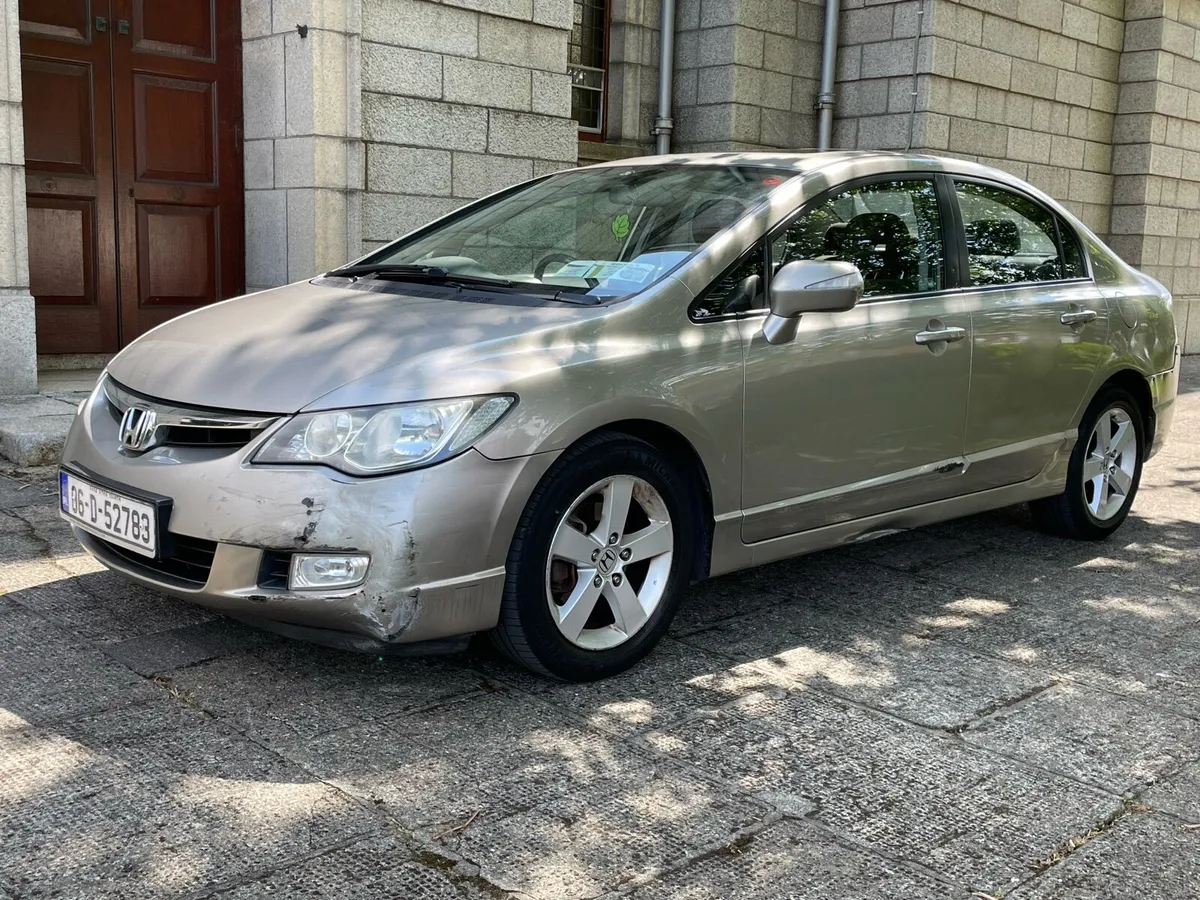 06 Honda Civic 1.8 Saloon - Image 2