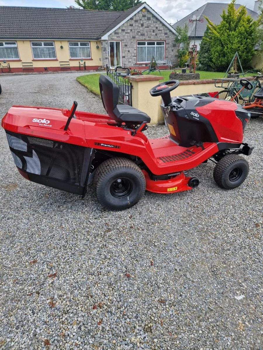 Tractor mower - Image 1