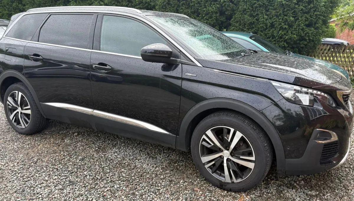 182 Peugeot 5008 1.5 DIESEL - GT Line - AUTO 7 Sea - Image 1