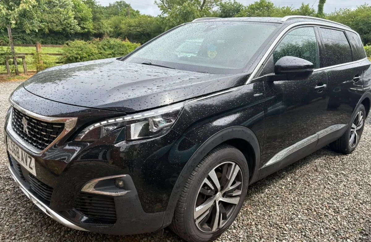 182 Peugeot 5008 1.5 DIESEL - GT Line - AUTO 7 Sea - Image 4