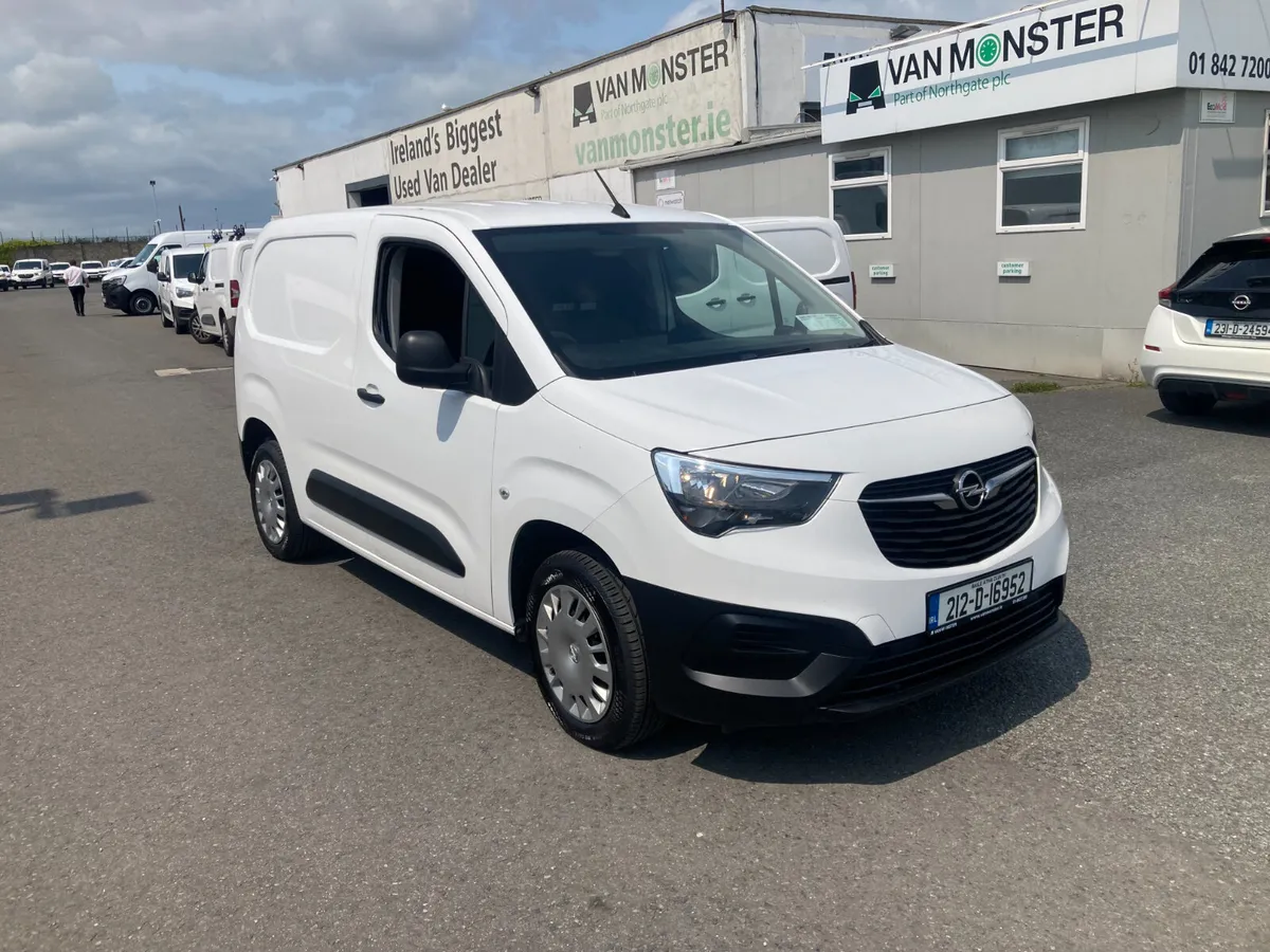 Opel Combo 2021 - Image 1